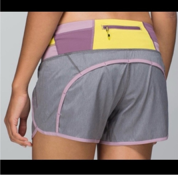Lululemon Run time Shorts Size 6 - Picture 3 of 14